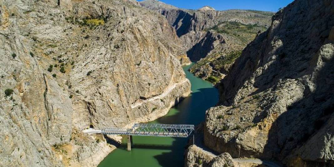 Erzincan’da saklı dev! Dünyanın ikinci en büyüğü ve Türkiye’de: Oluşumuyla adeta göz kamaştırıyor 5